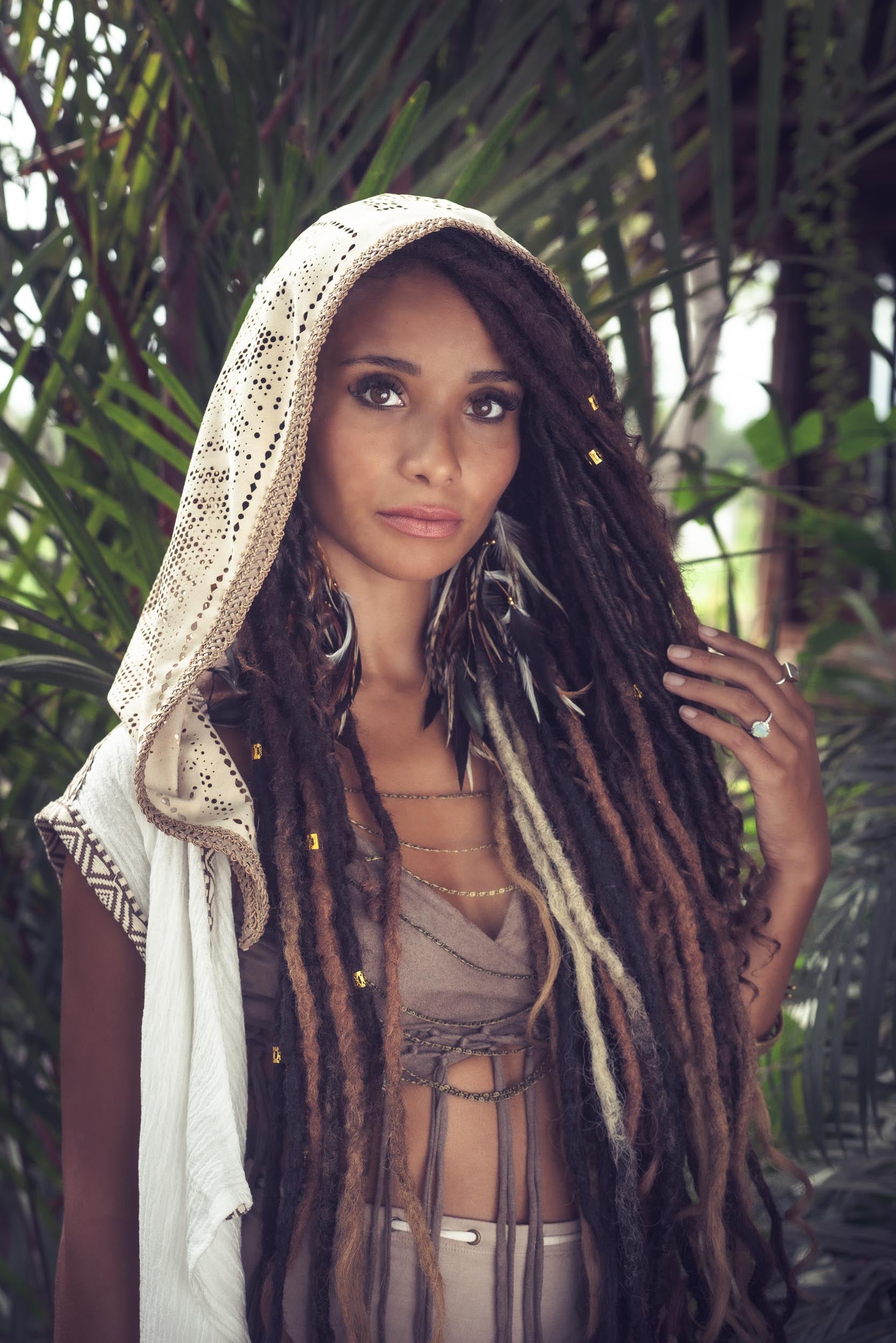 Balam-Ha Laser Cut Chain Hood