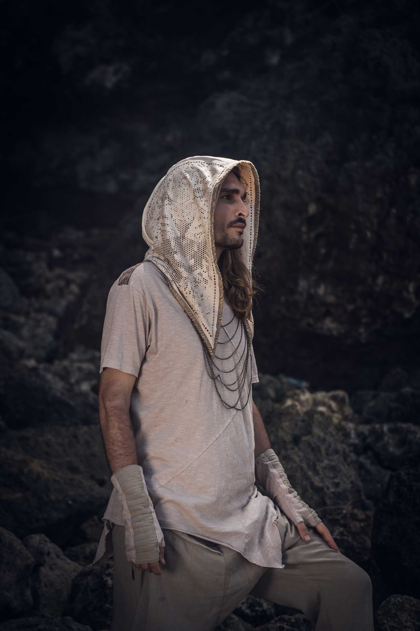 Balam-Ha Laser Cut Chain Hood