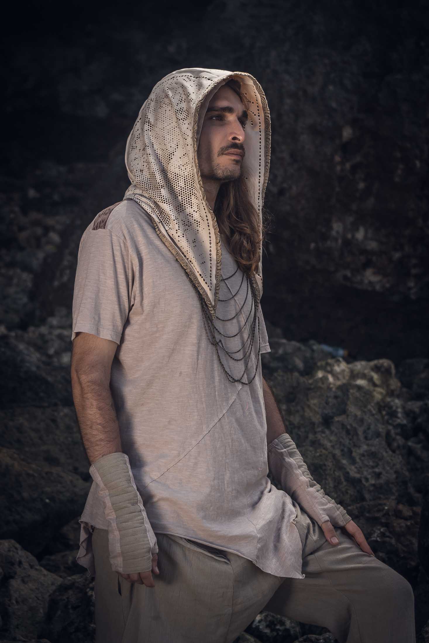 Balam-Ha Laser Cut Chain Hood