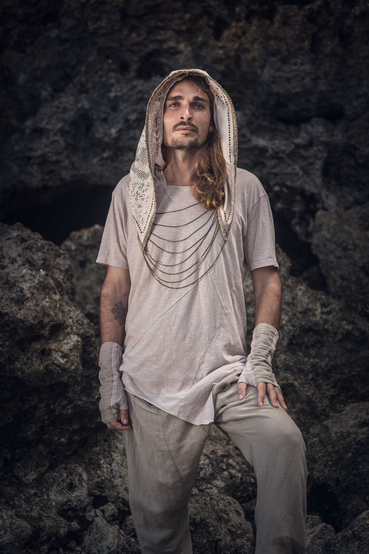 Balam-Ha Laser Cut Chain Hood