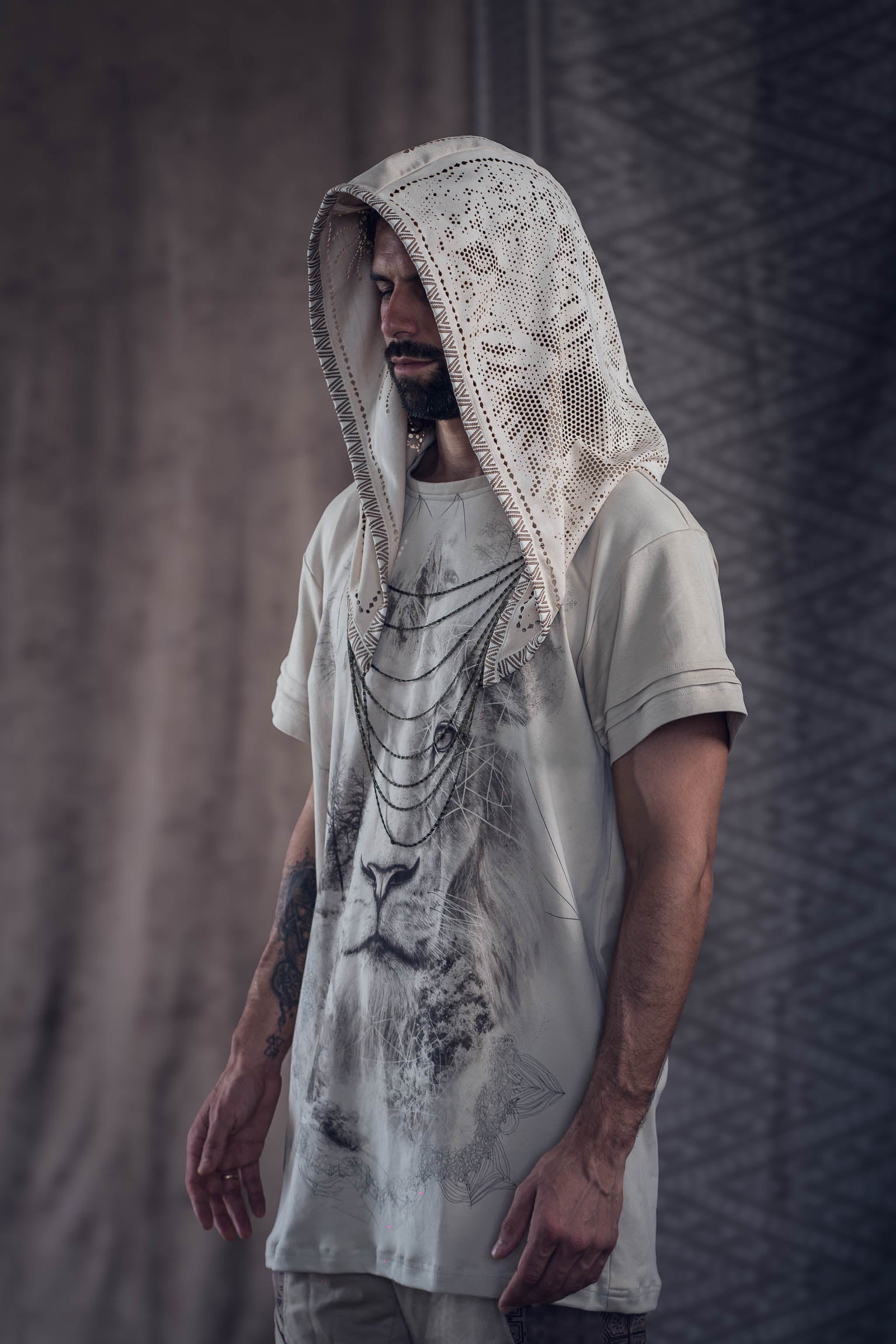 Balam-Ha Laser Cut Chain Hood