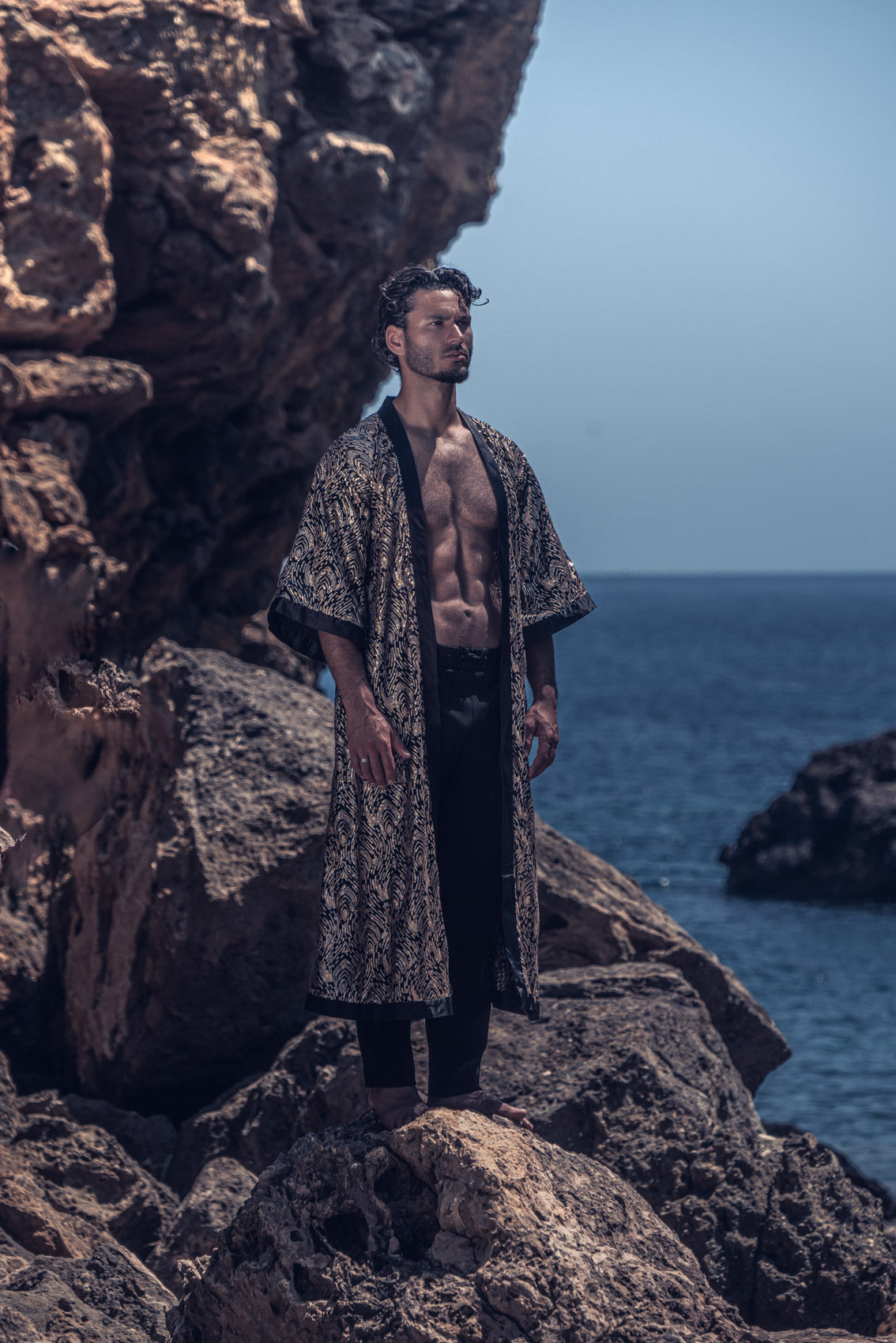 Radiance Sequin Kimono (Black/Gold)