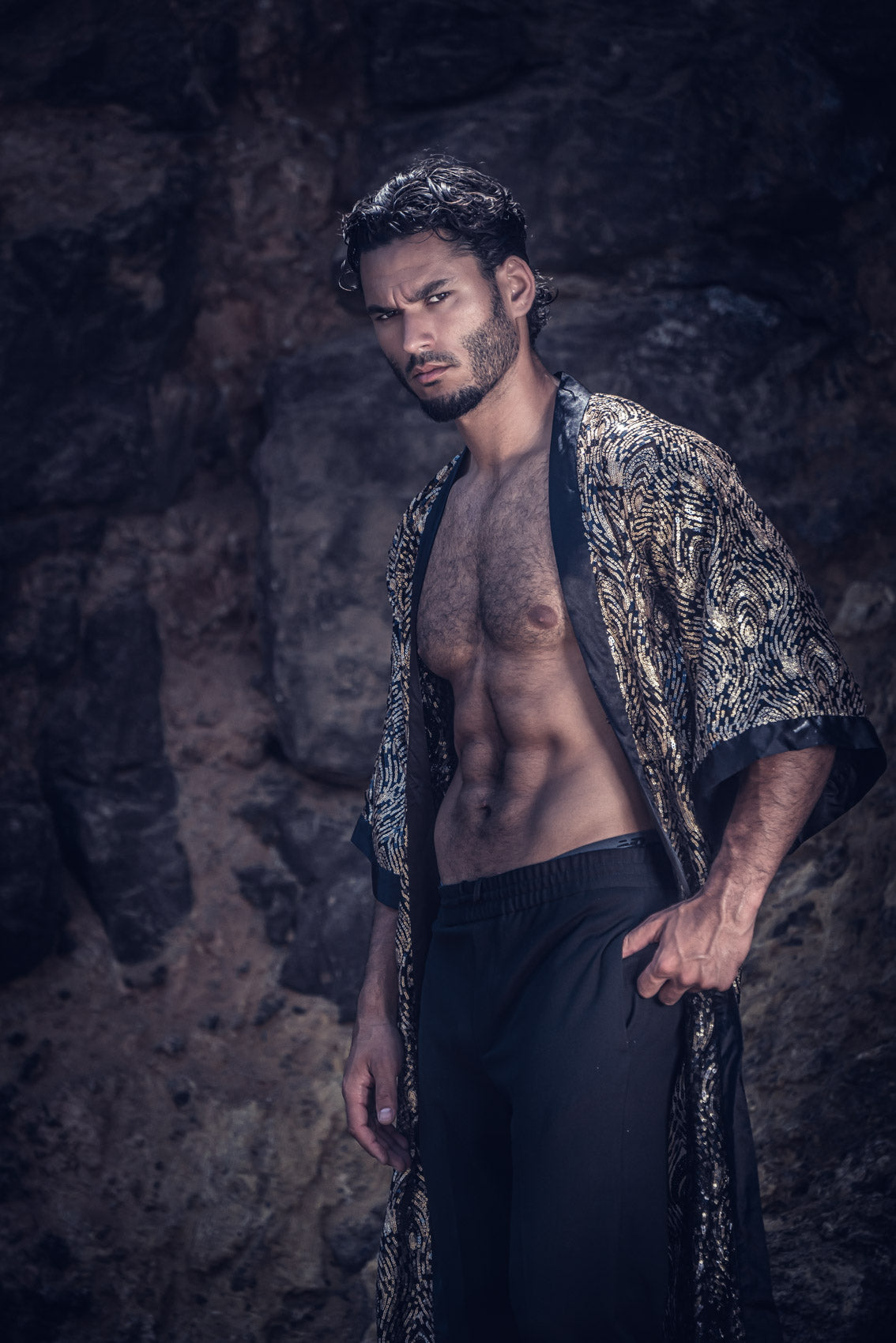 Radiance Sequin Kimono (Black/Gold)