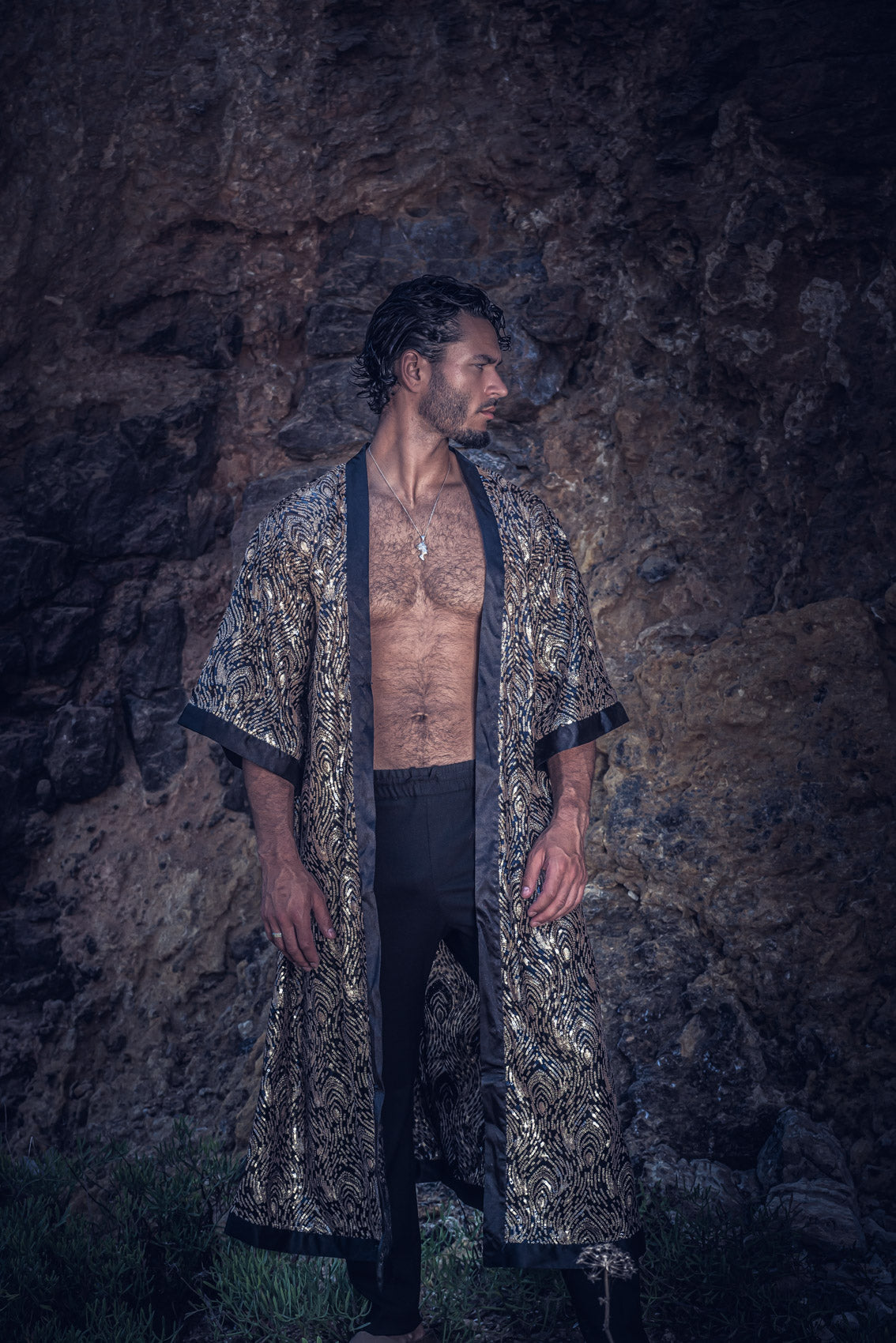 Radiance Sequin Kimono (Black/Gold)