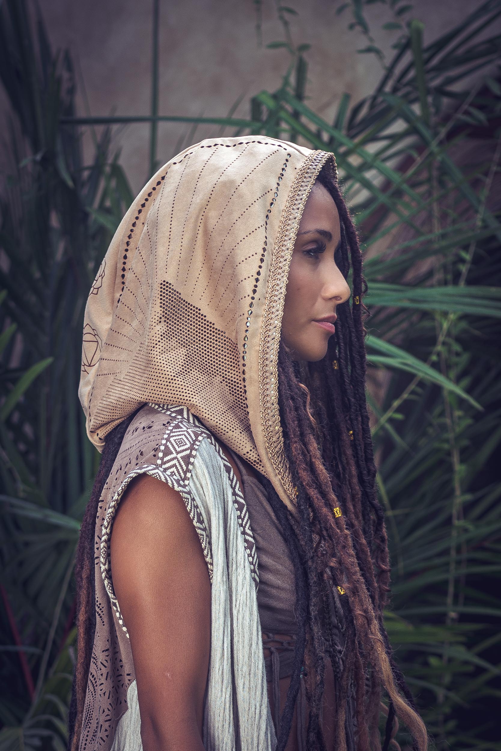 Earth Element Chain Hood