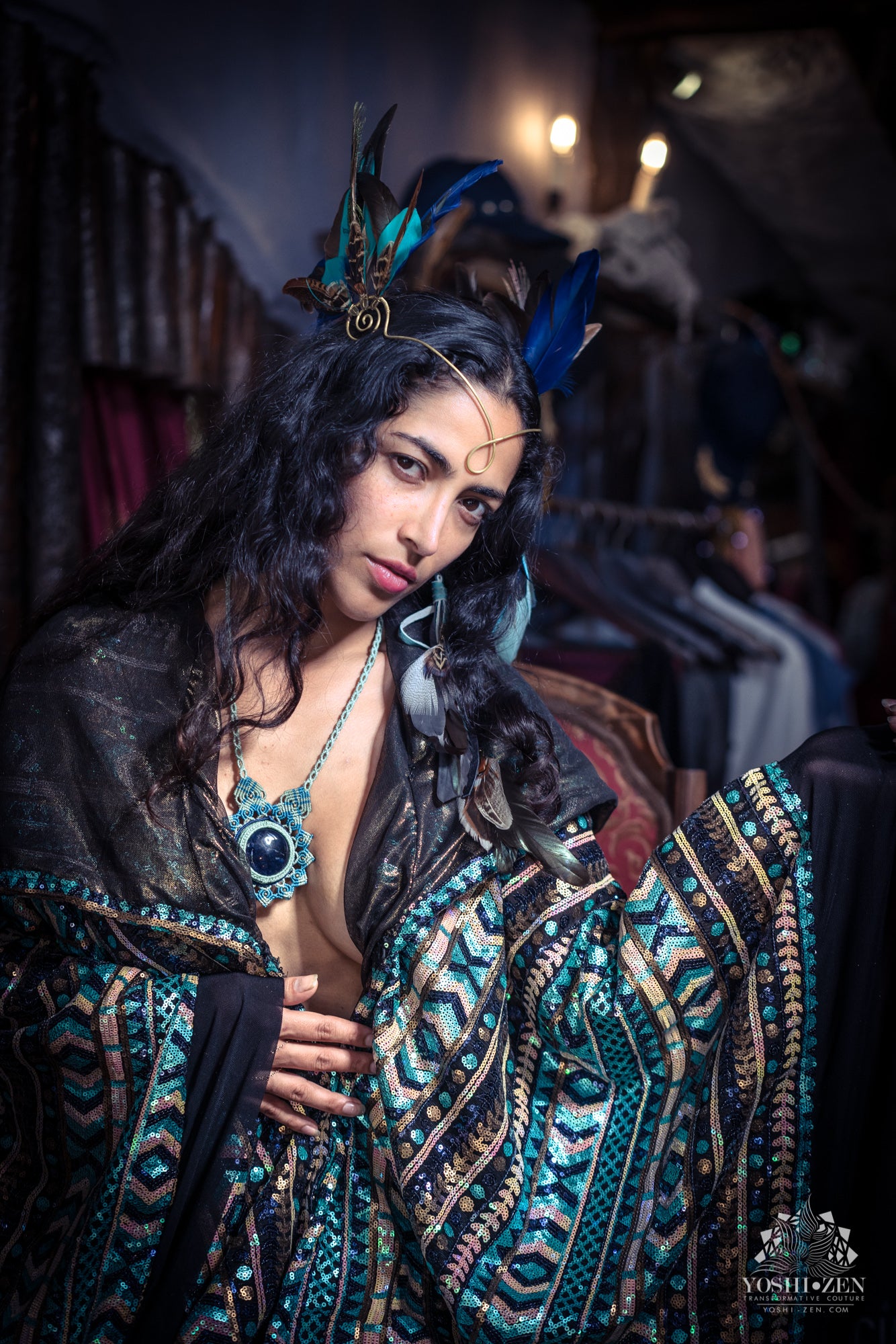 LED Tribal Shaman Cape (Turquesa)