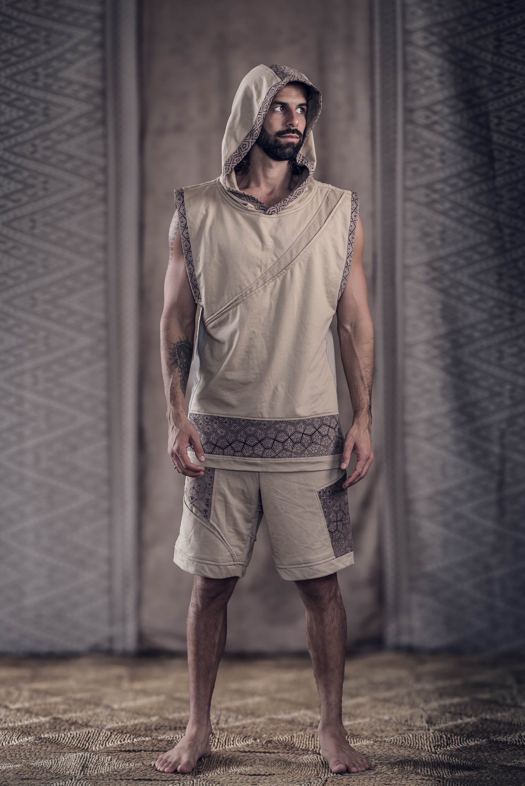 Ikigai Sleeveless Hoodie (Beige)