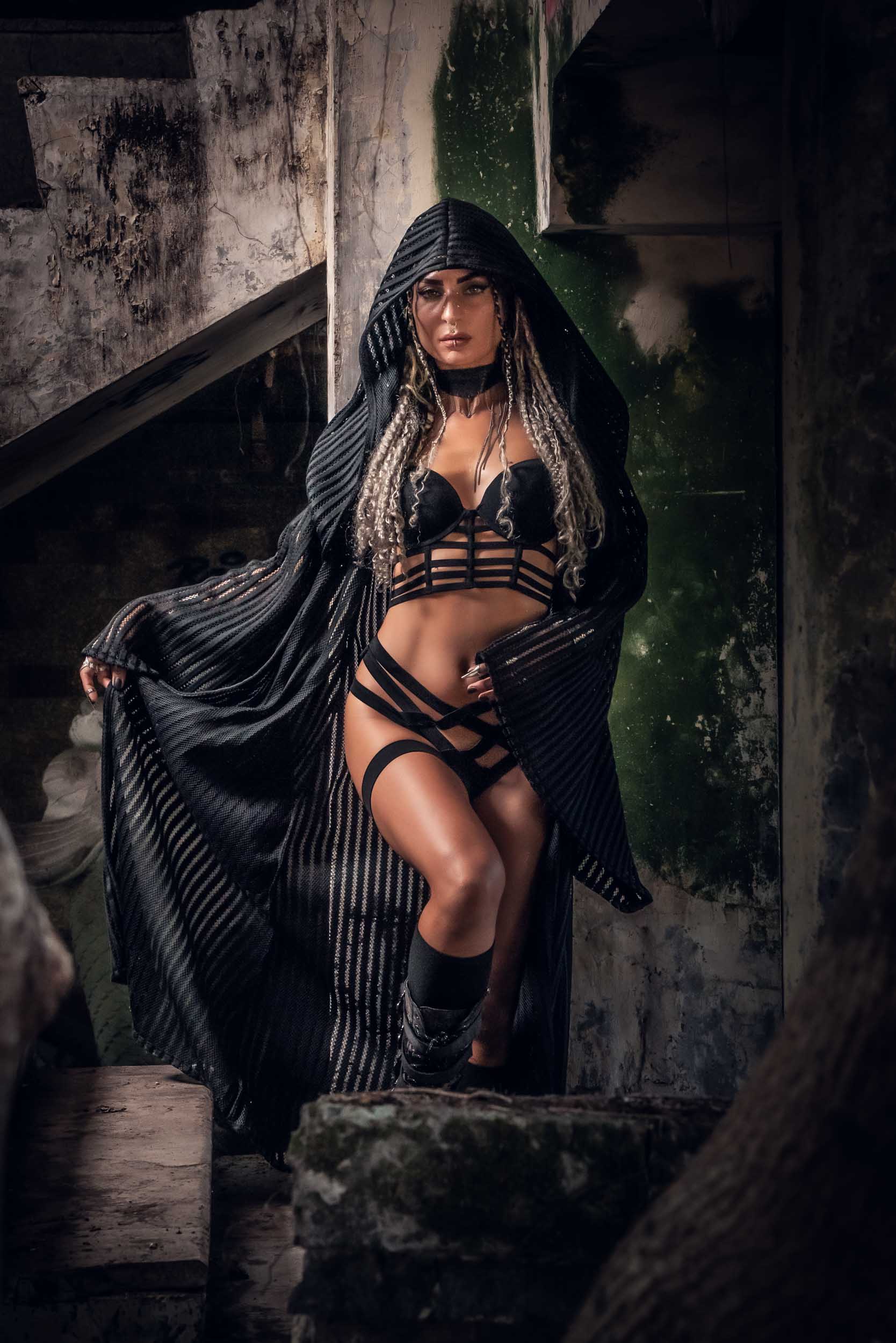 Intergalactic Druid Robe (Black)