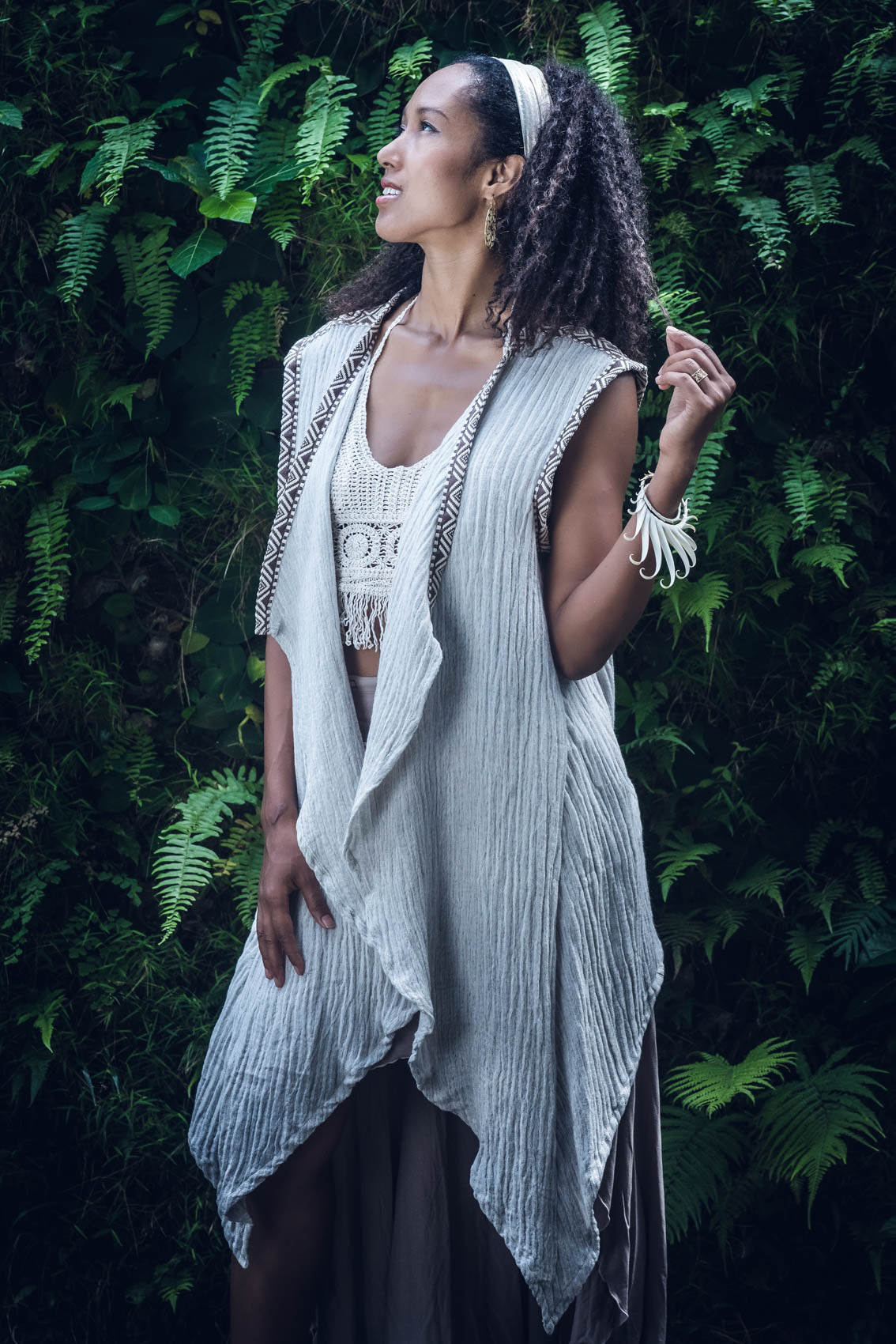 Kameleo Laser Cut Vest (Sand)
