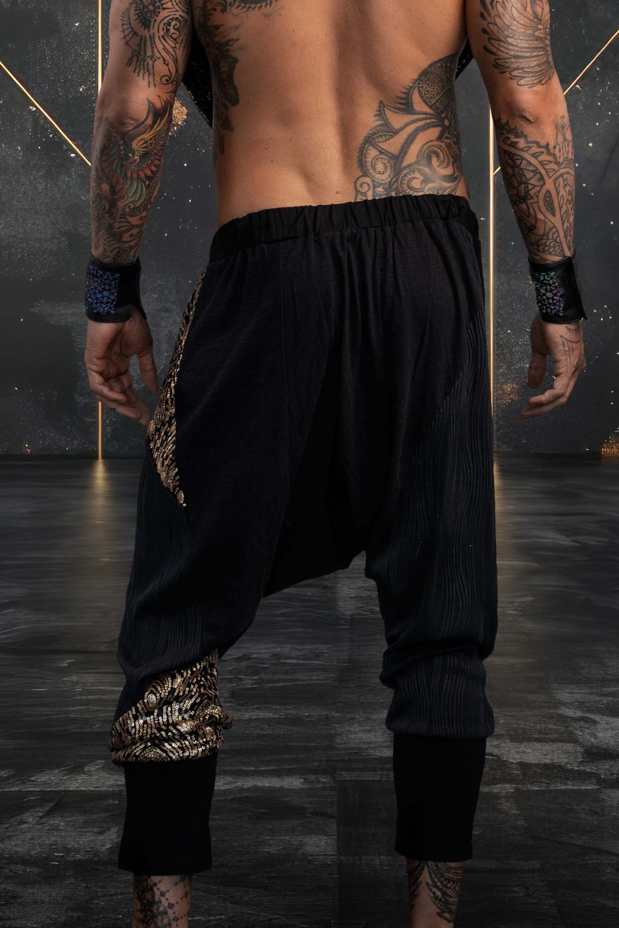 Mystic Fusion Sequin Harem Pants (Black/Gold)