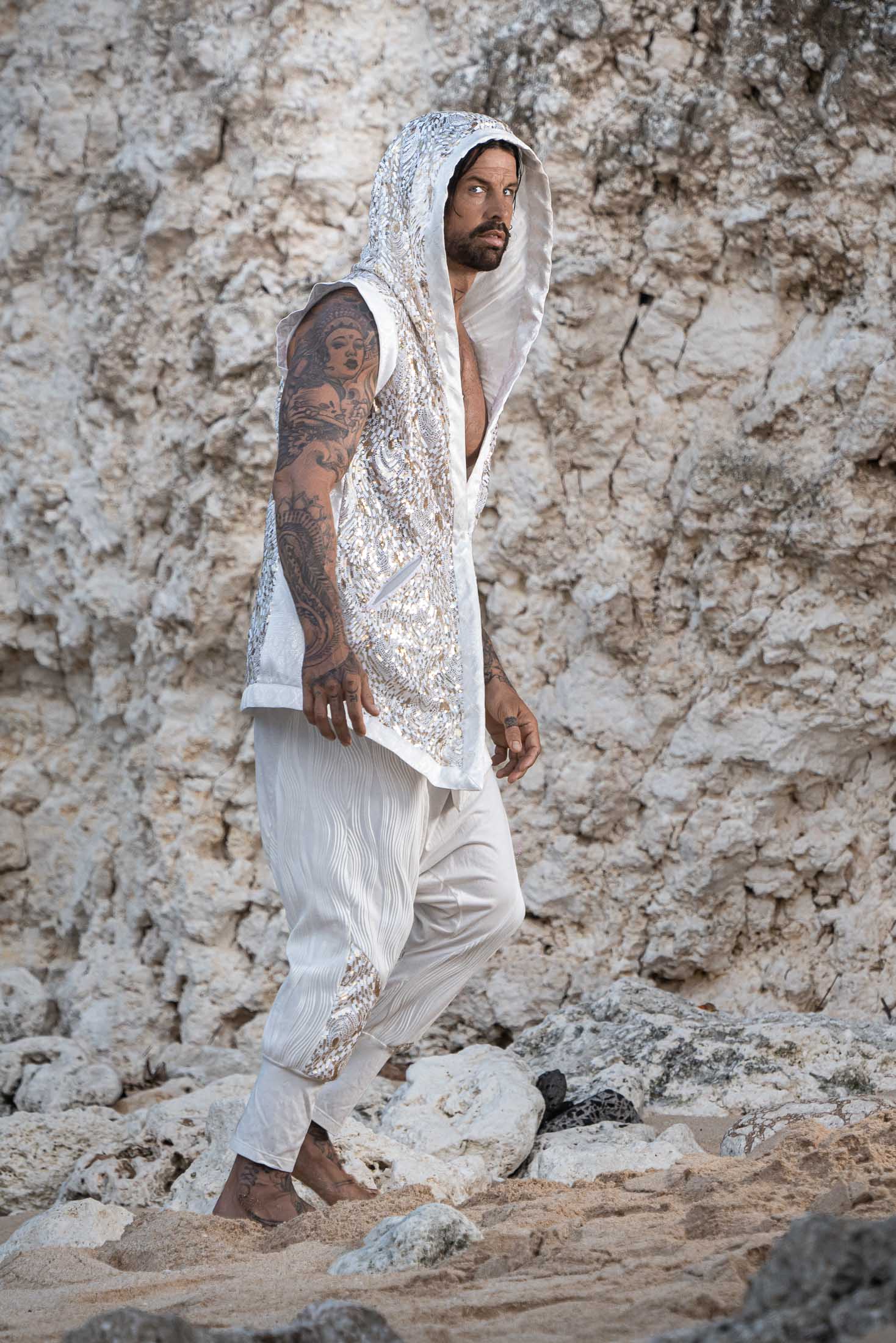 Mystic Fusion Sequin Vest (White/Gold)