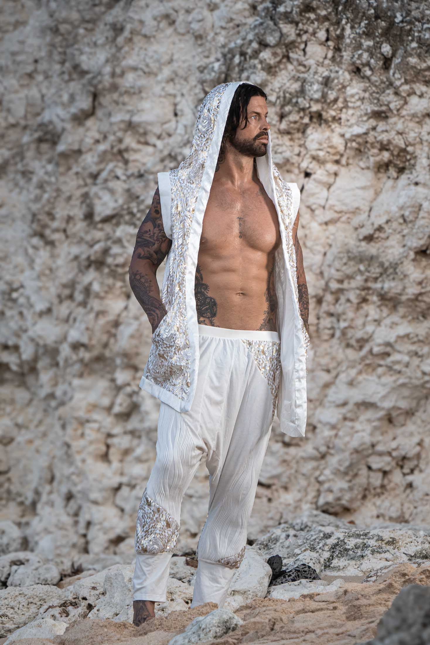 Mystic Fusion Sequin Vest (White/Gold)