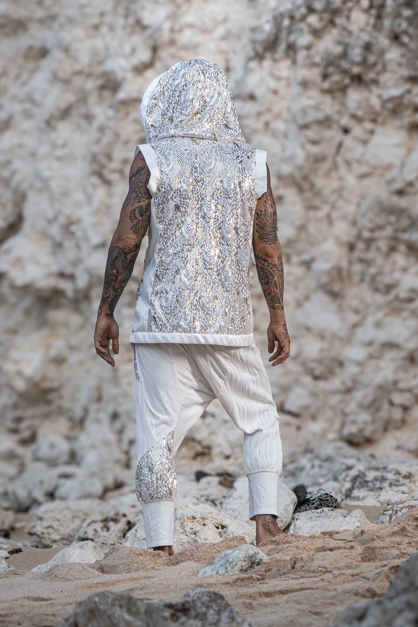Mystic Fusion Sequin Vest (White/Gold)