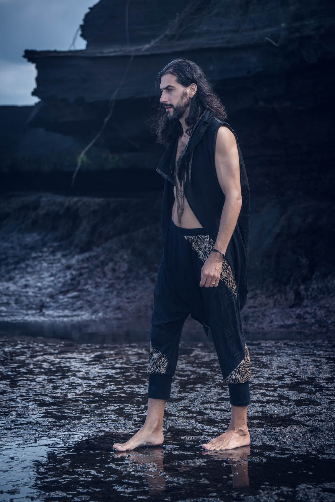 Mystic Fusion Sequin Harem Pants (Black/Gold)