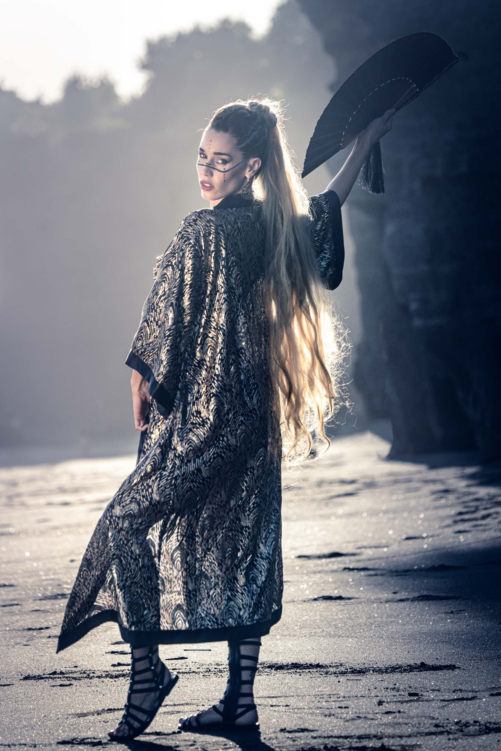 Radiance Sequin Kimono (Black/Gold)