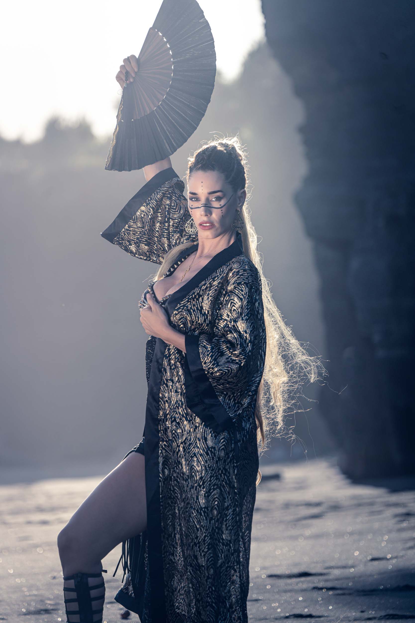 Radiance Sequin Kimono (Black/Gold)