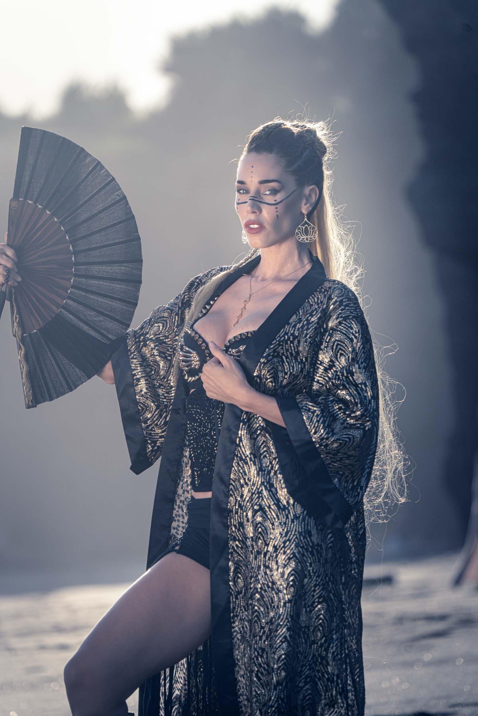 Radiance Sequin Kimono (Black/Gold)
