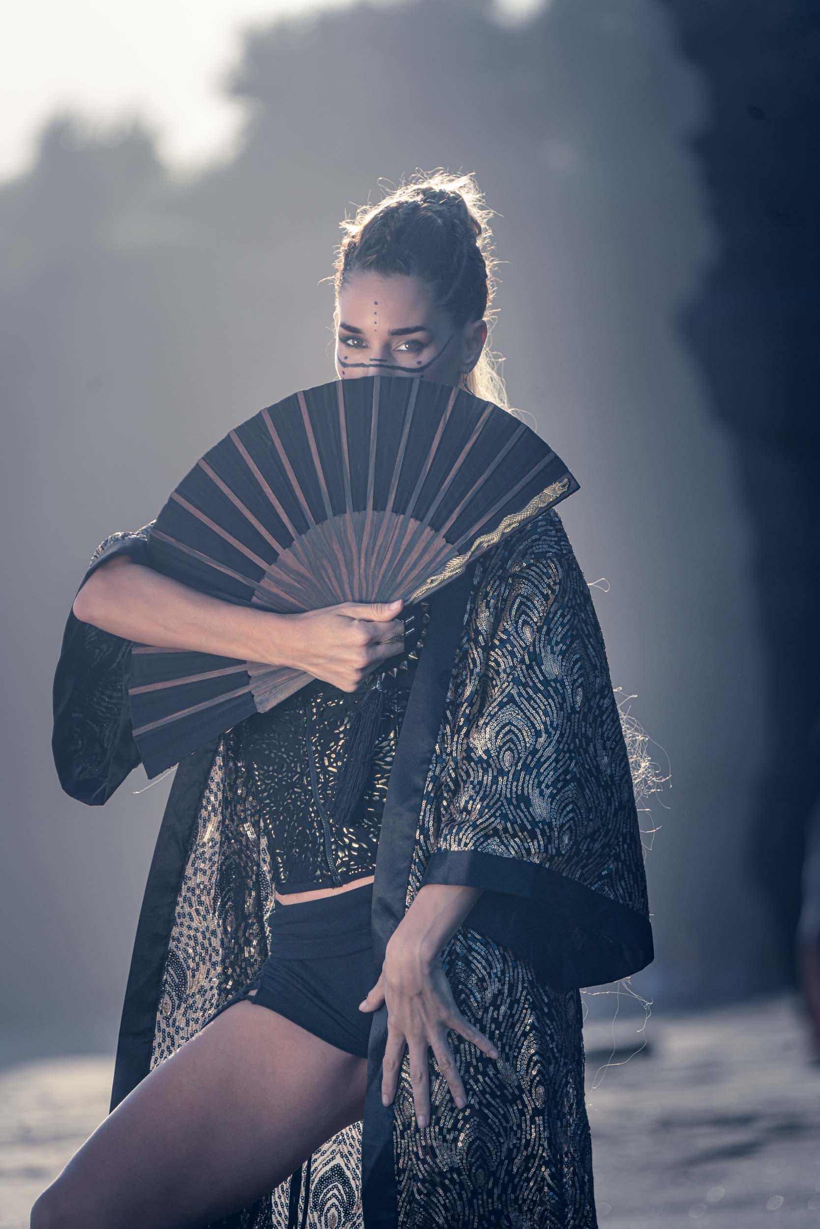 Radiance Sequin Kimono (Black/Gold)