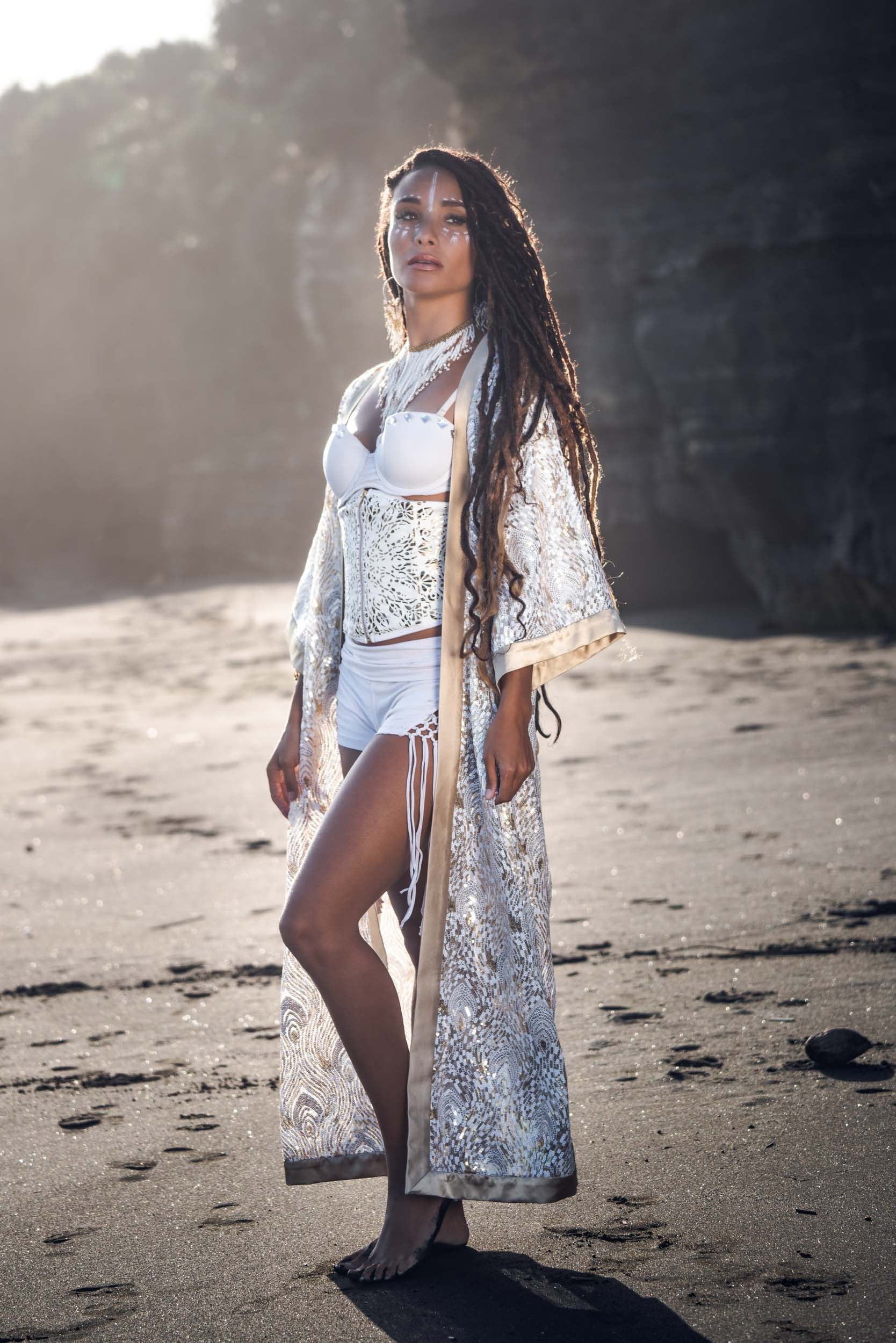Radiance Sequin Kimono (White/Gold)