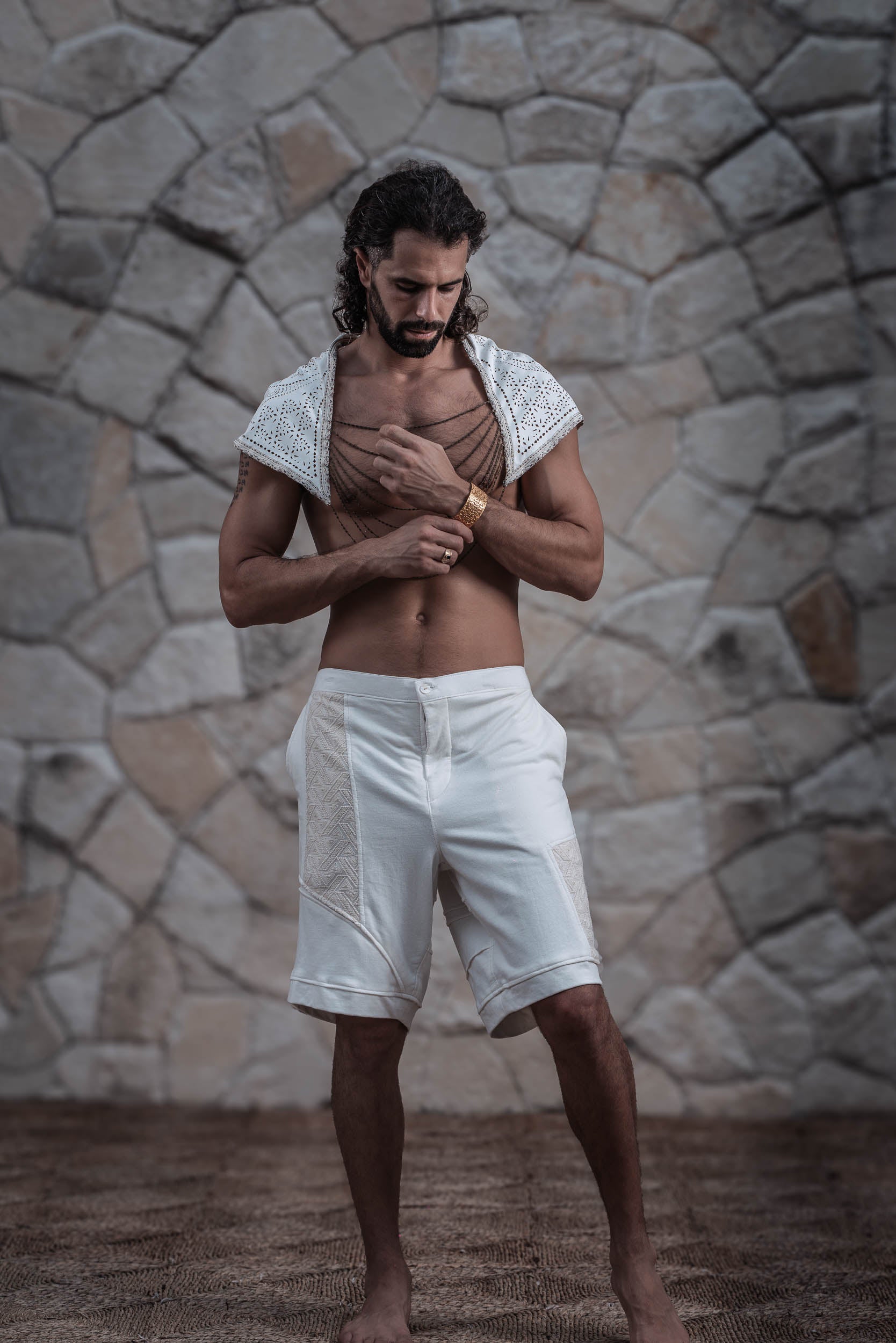 Tetra Shorts (Cream)