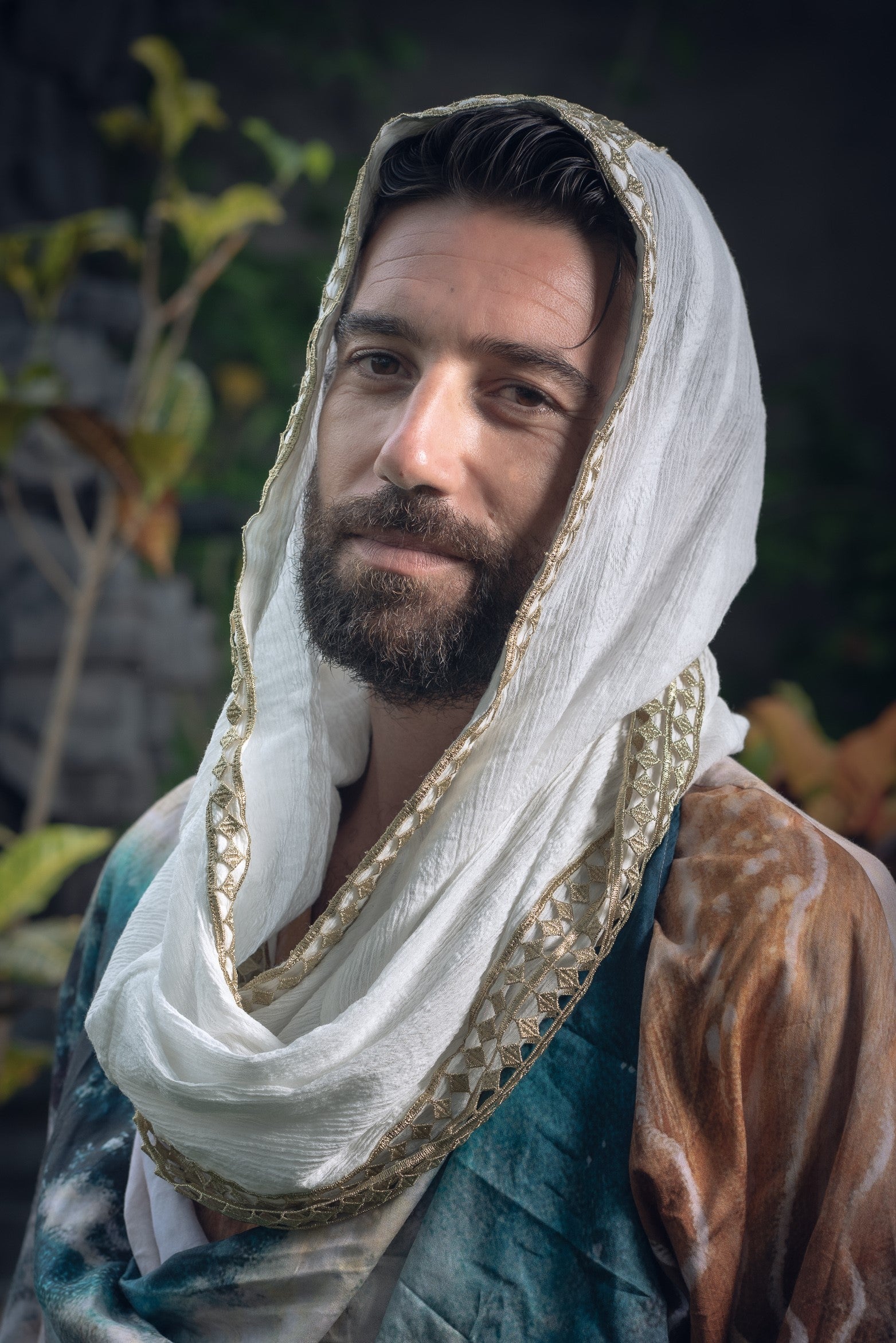 Regal Donna Hood