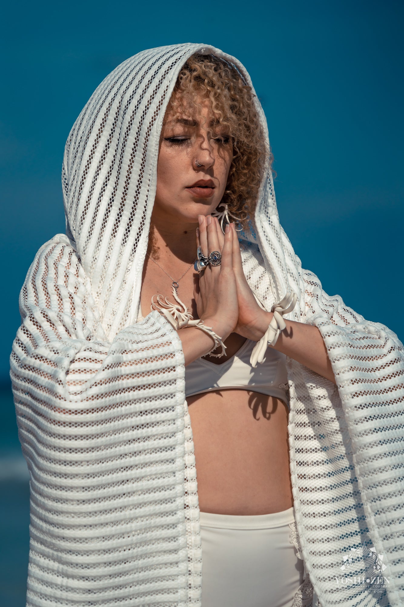 Intergalactic Druid Robe (White)