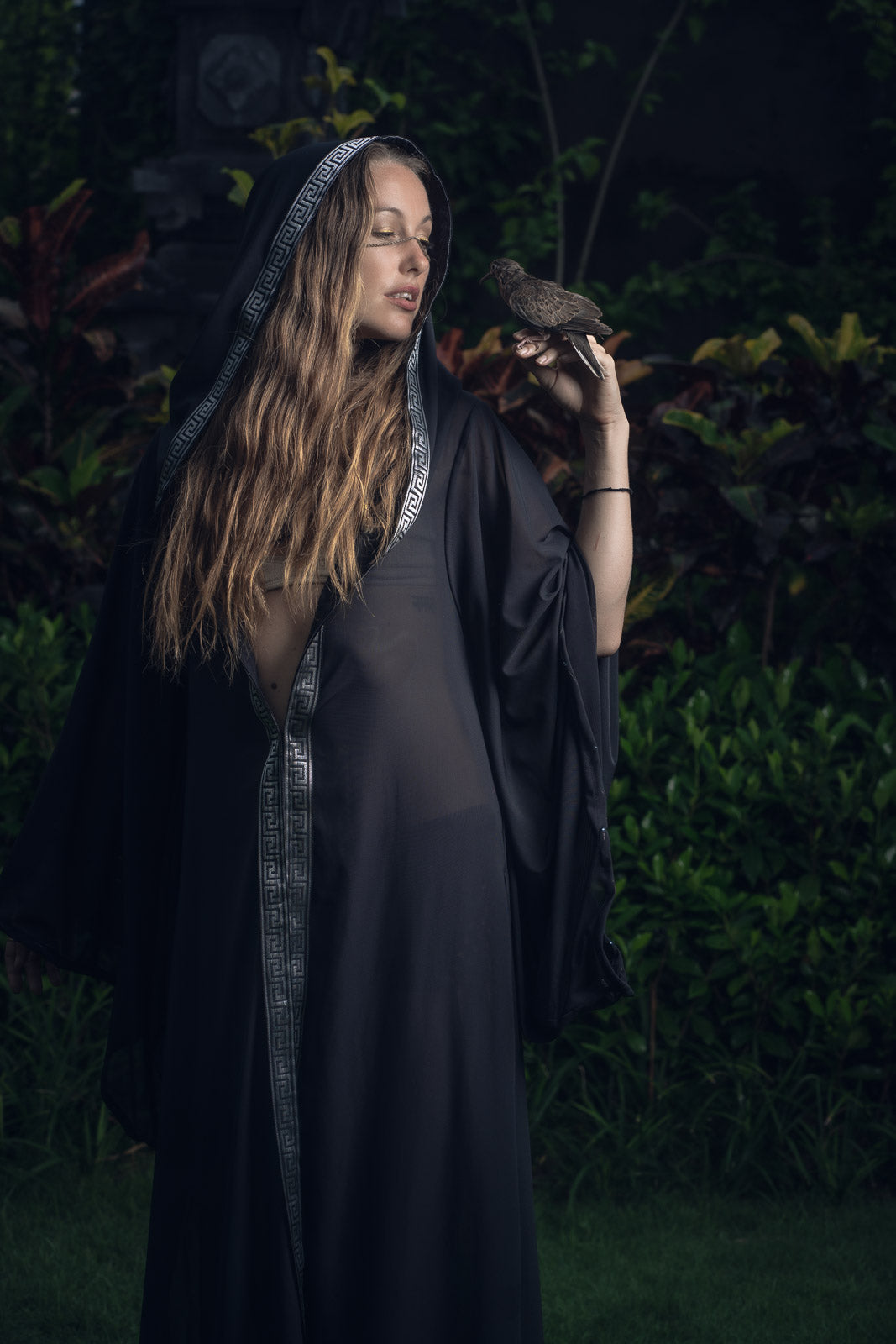 LED Oracle Kimono (Black)