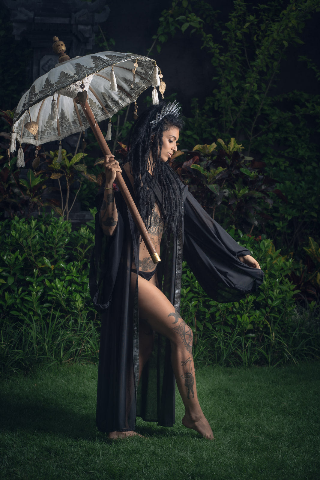LED Oracle Kimono (Black)