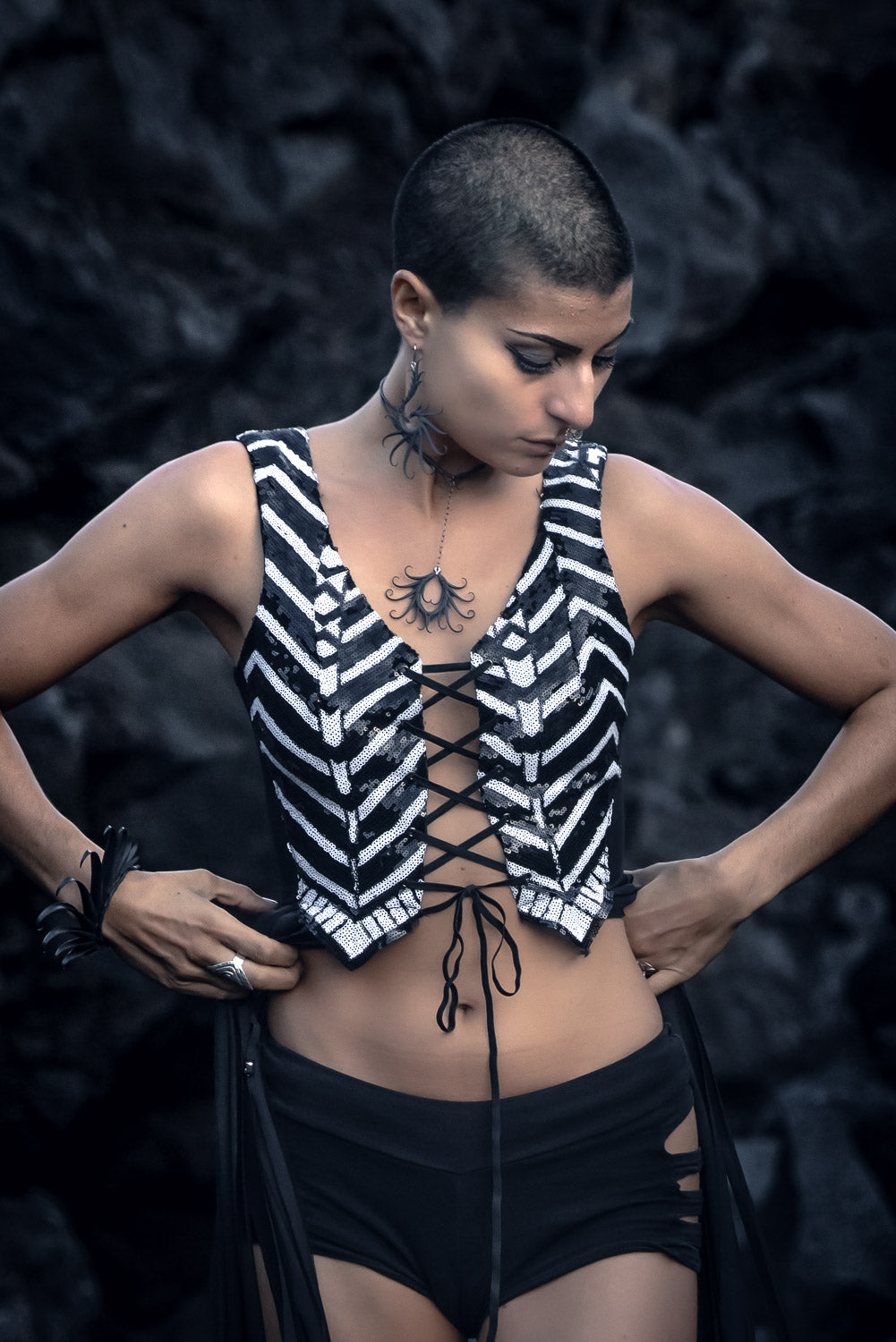 Peacock Eye Choker Necklace (Black) - Zoa Chimerum