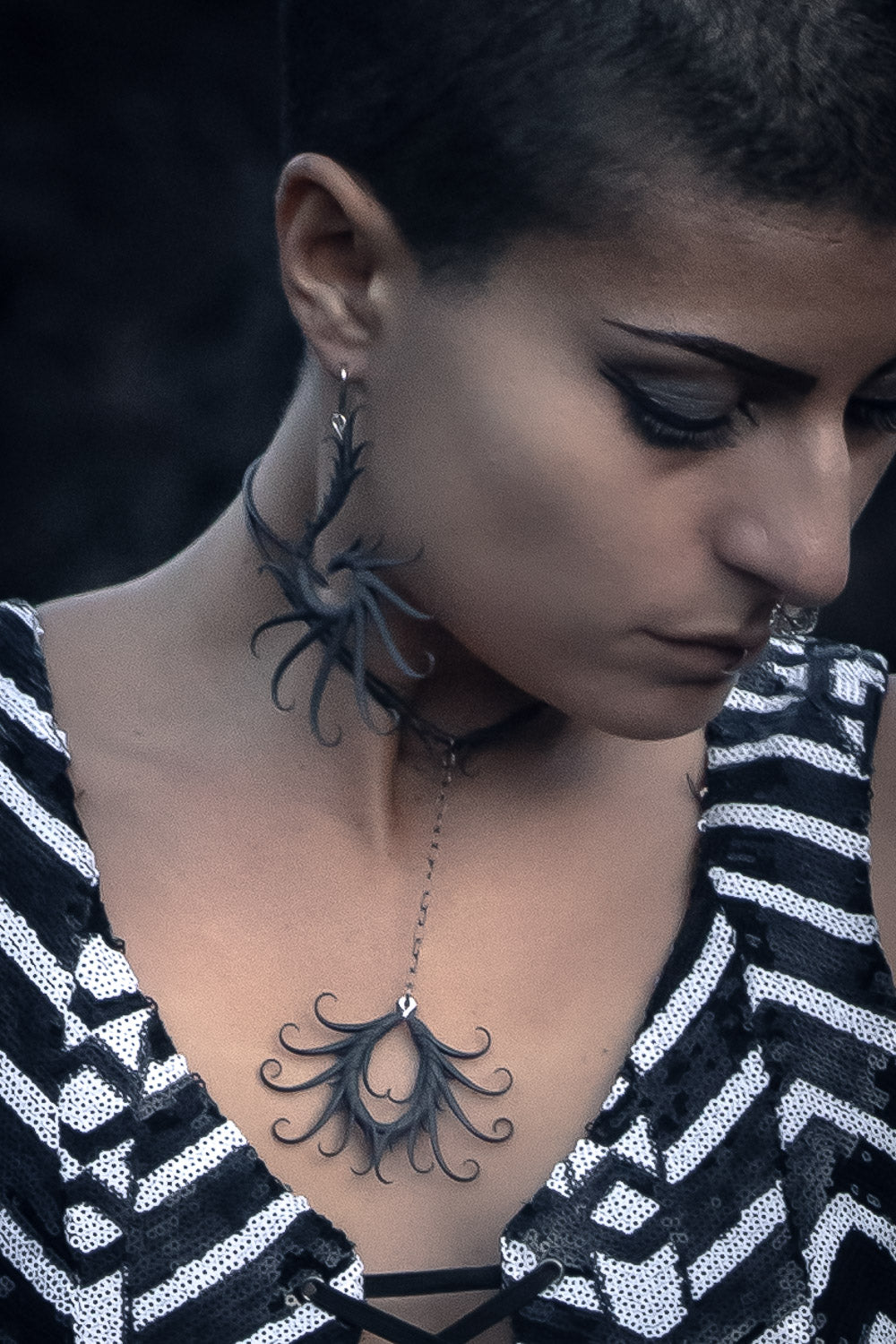 Peacock Eye Choker Necklace (Black) - Zoa Chimerum