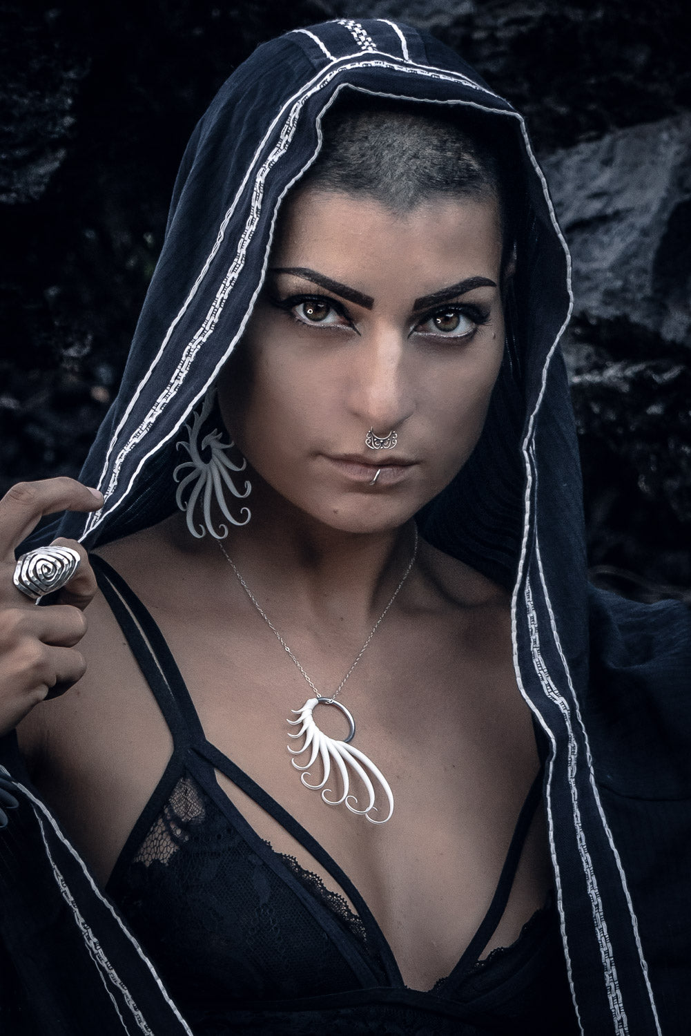 Multiplume Ring Necklace (Multiple Colors) - Zoa Chimerum