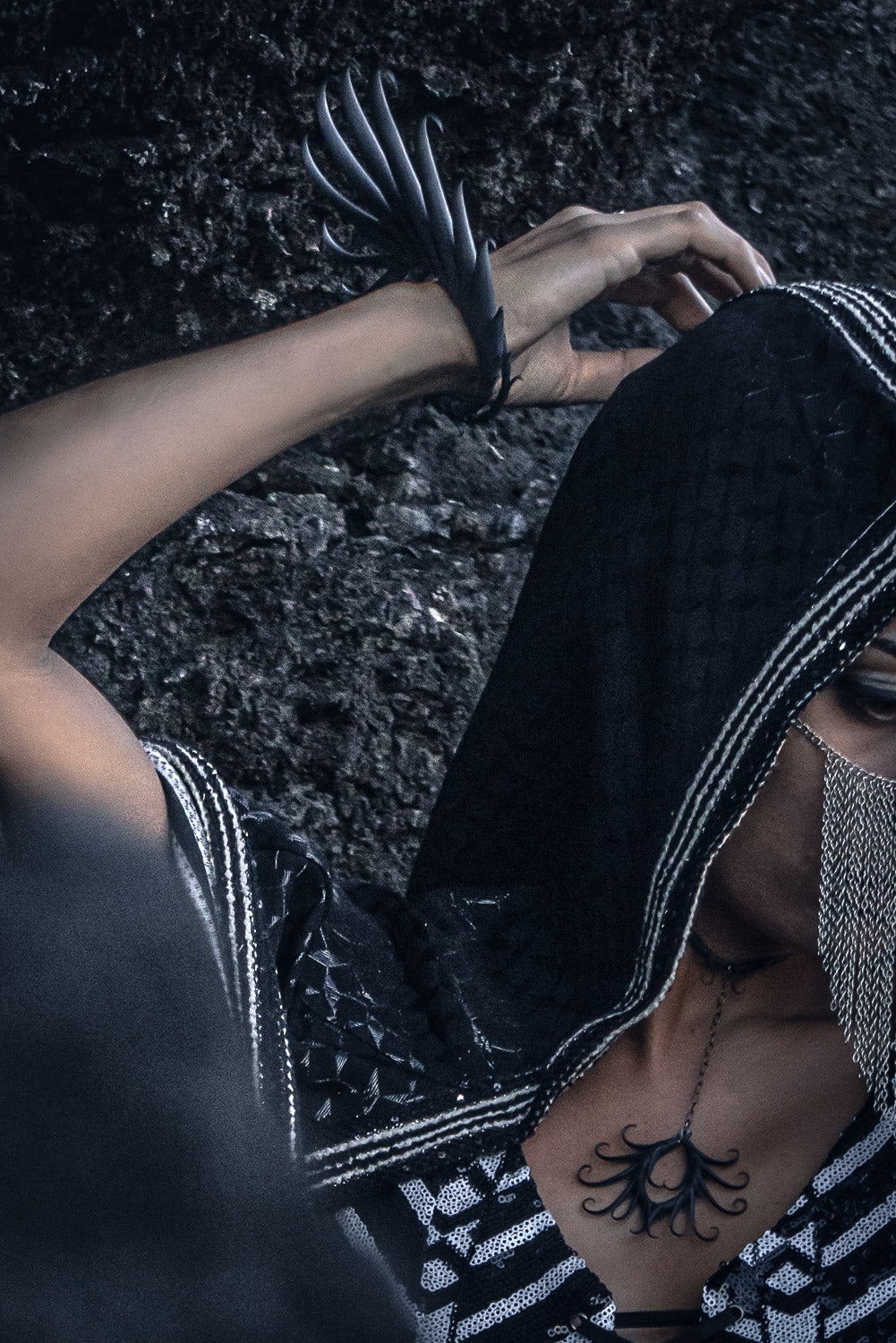 Peacock Eye Choker Necklace (Black) - Zoa Chimerum