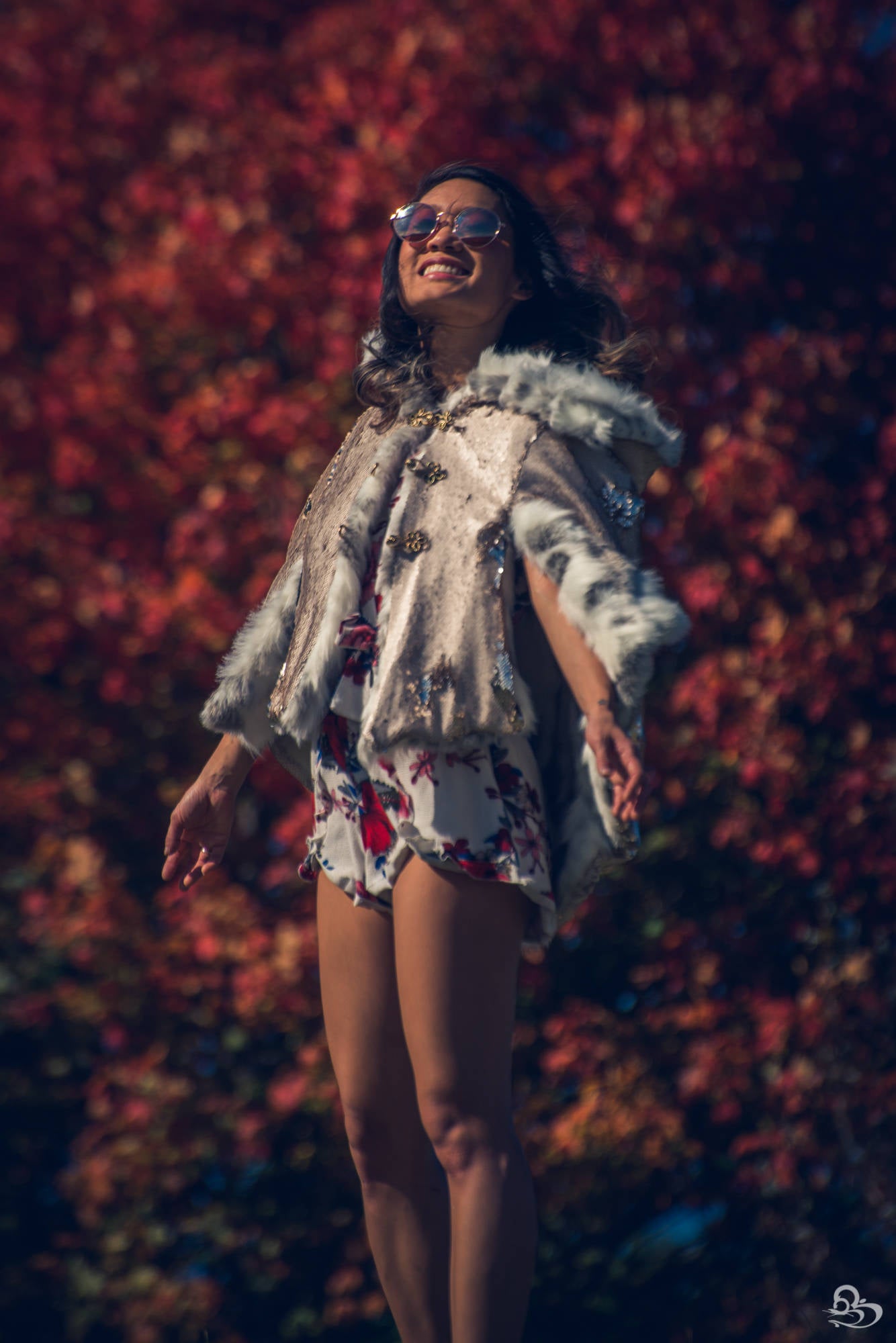 Champagne Sparkle Cape