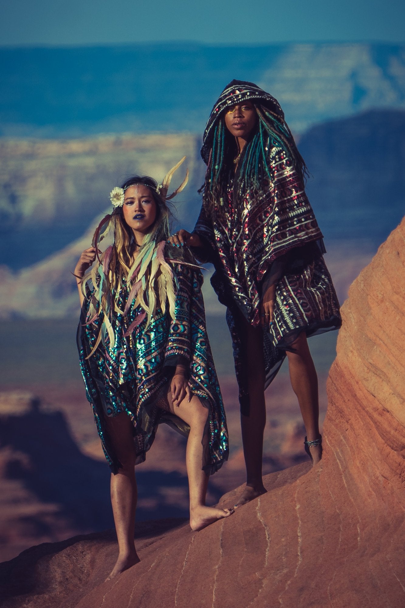 LED Tribal Shaman Cape (Turquesa)