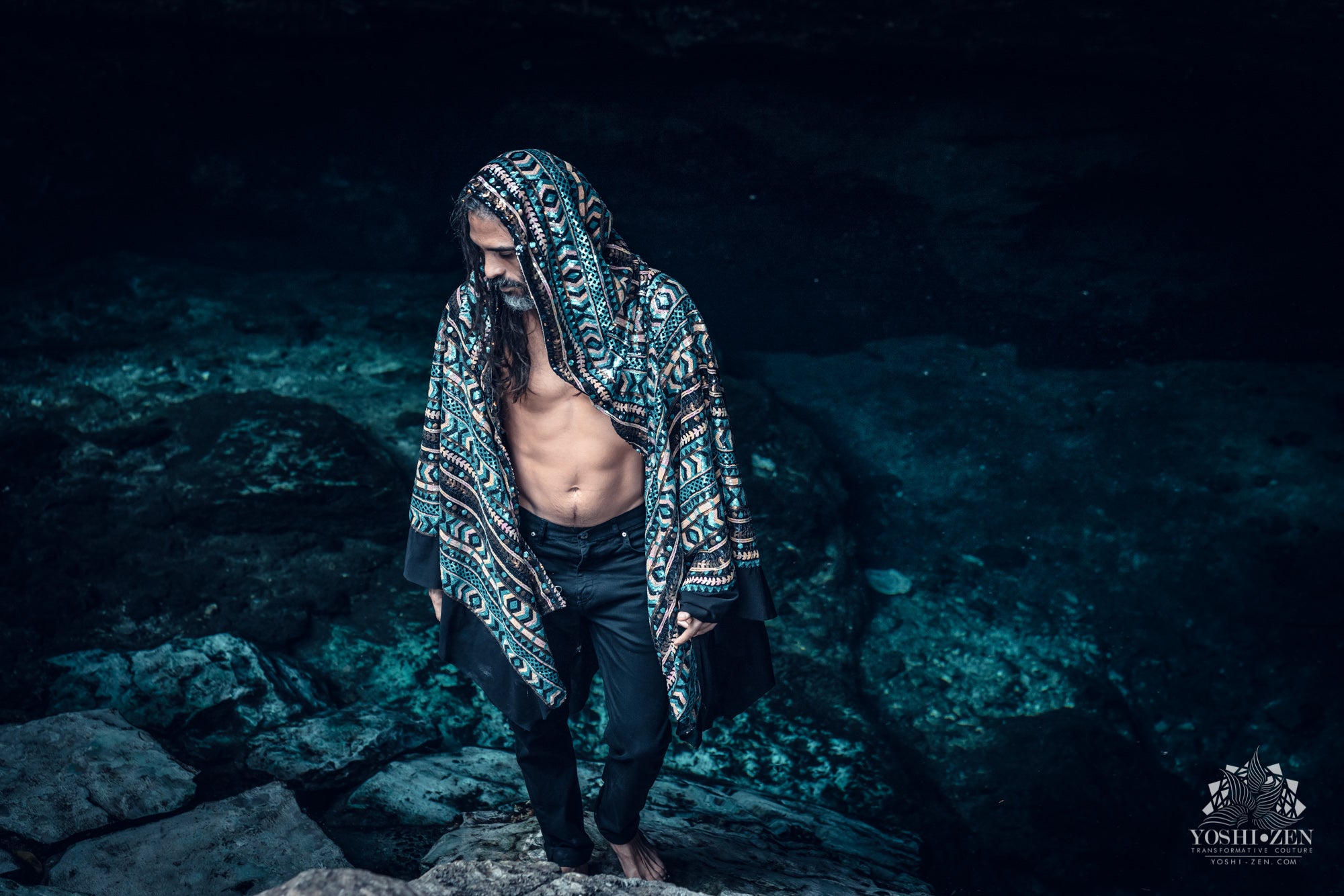 LED Tribal Shaman Cape (Turquesa)