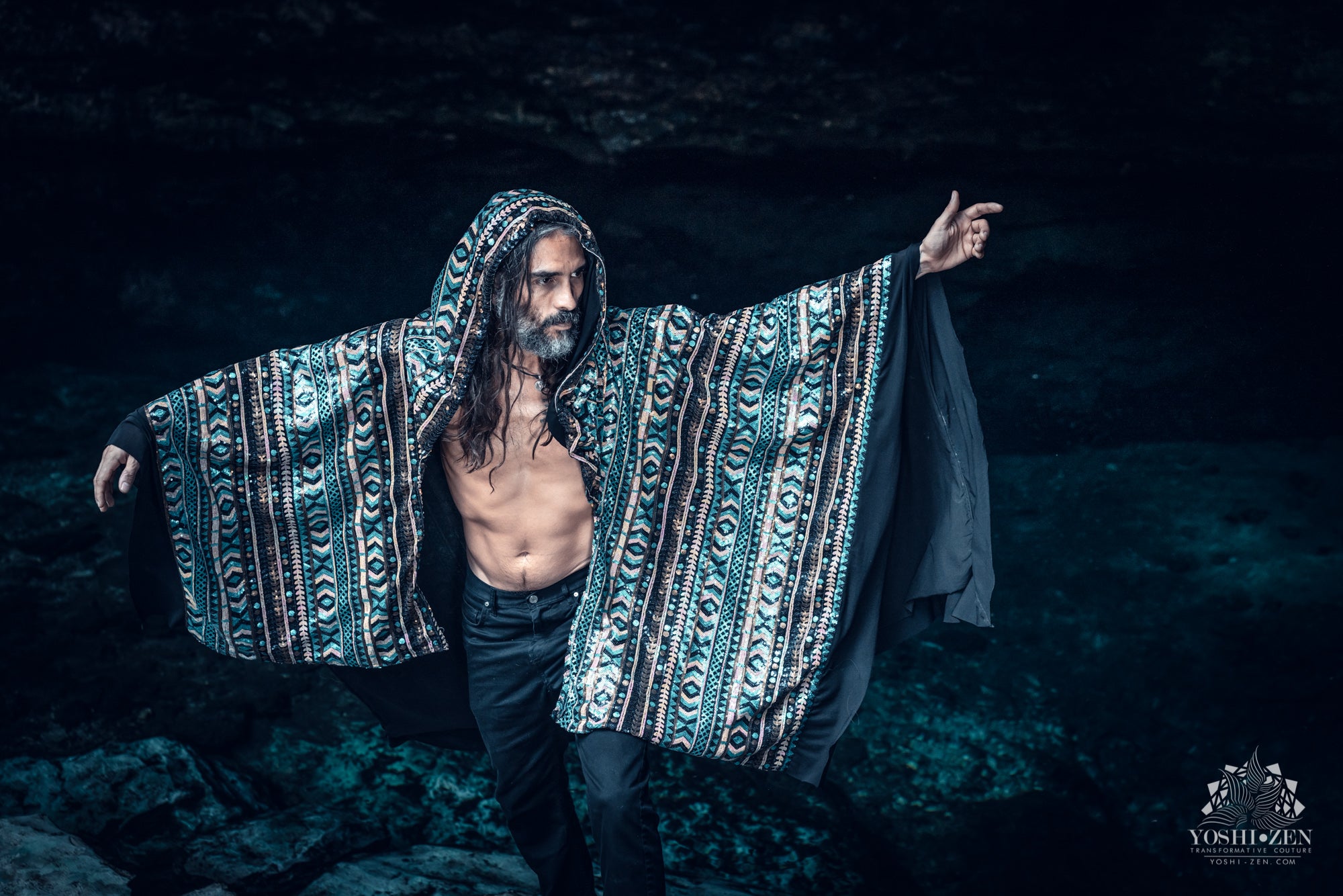 LED Tribal Shaman Cape (Turquesa)