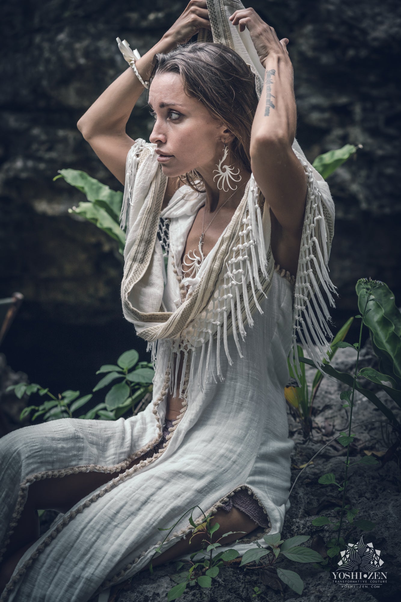 Sandwind Fringe Hood