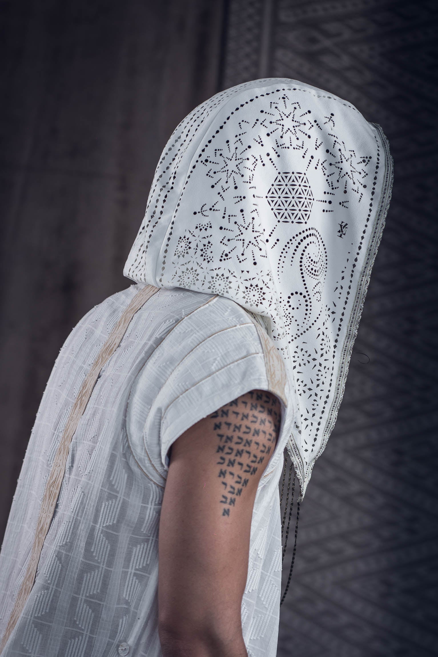 Lunara Laser Cut Chain Hood
