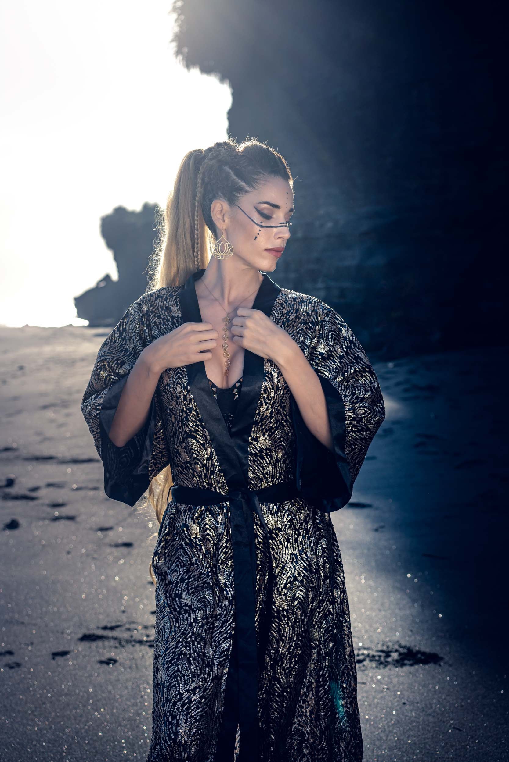 Radiance Sequin Kimono (Black/Gold)