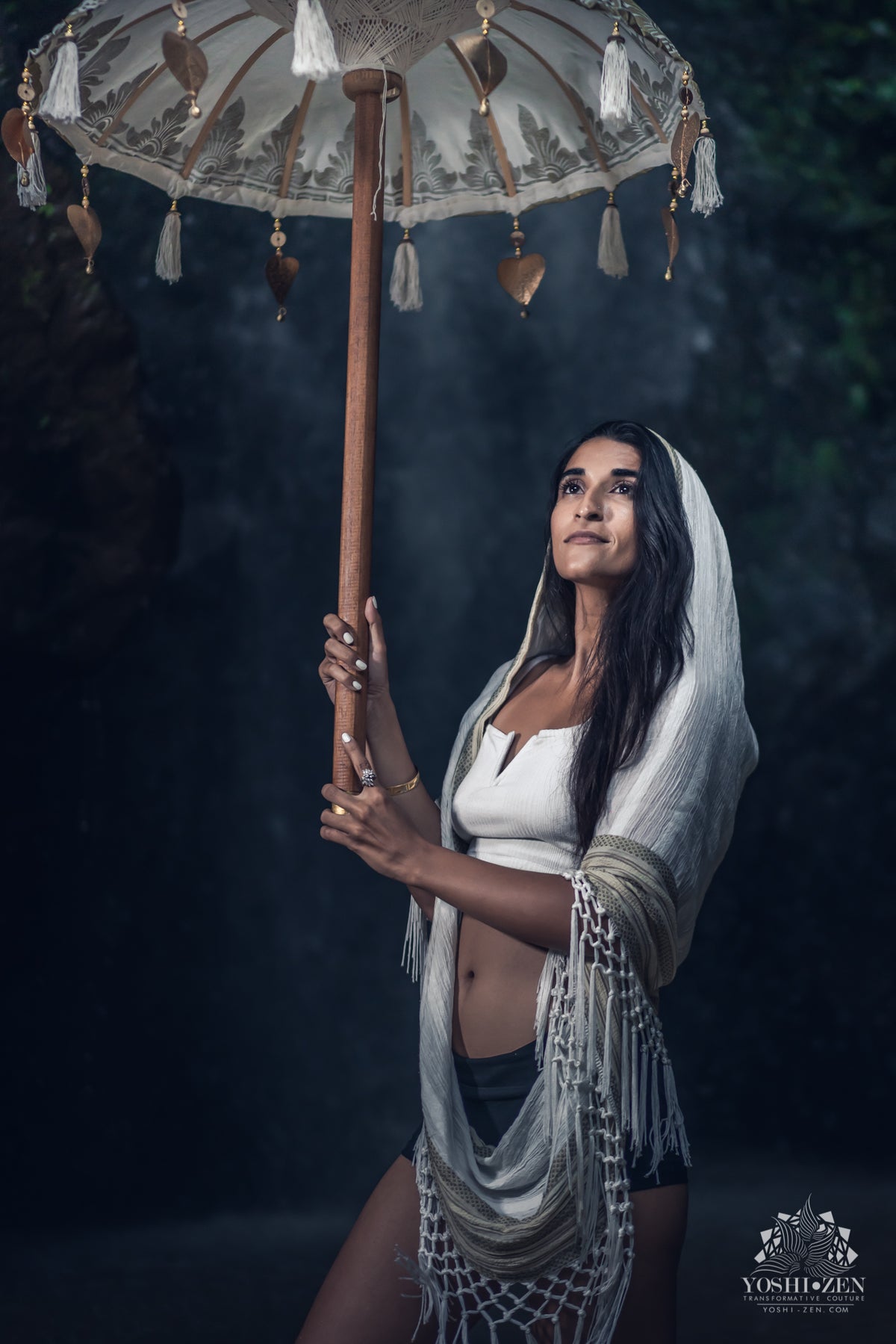 Sandwind Fringe Hood