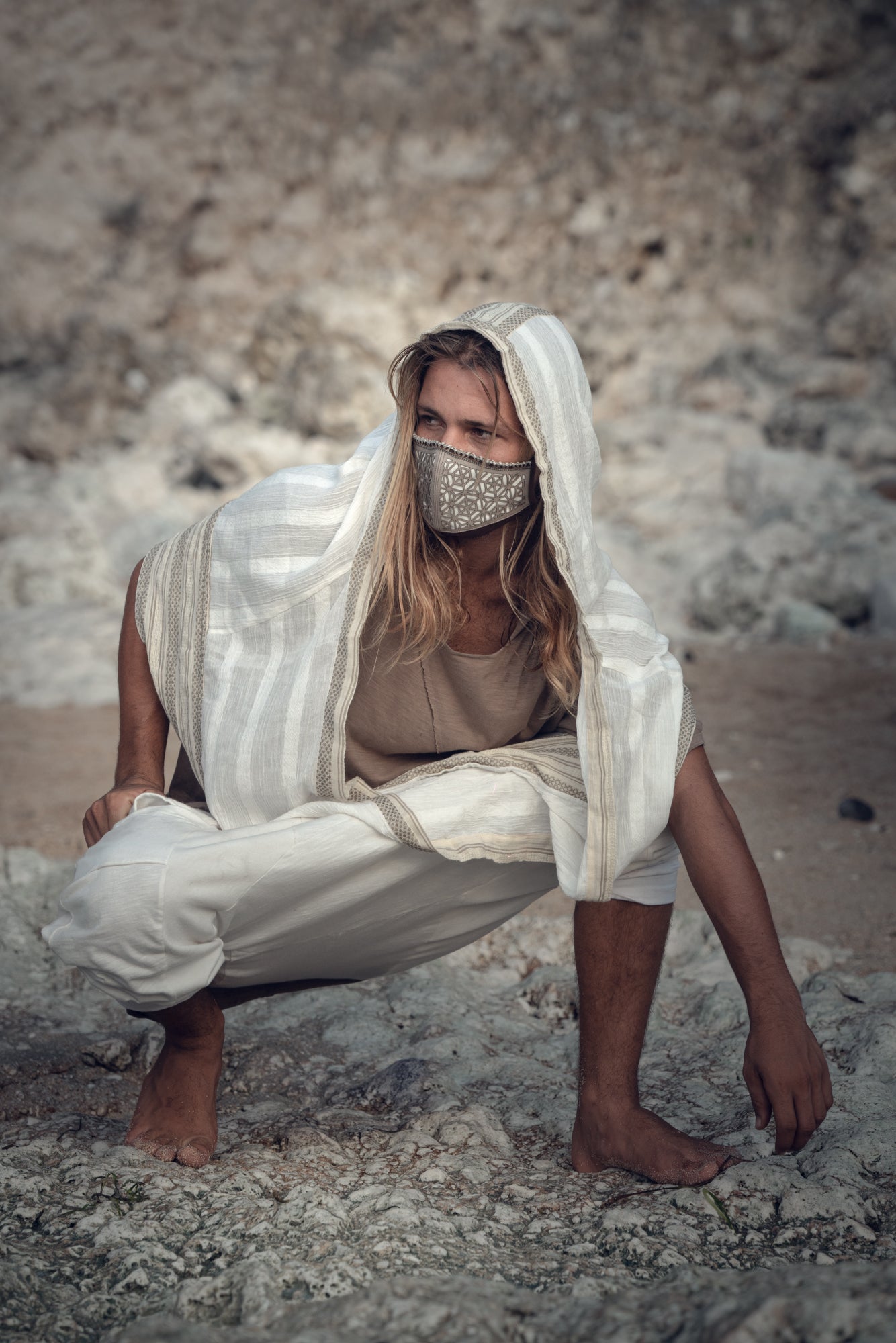 Sandwind Bedouin Hood
