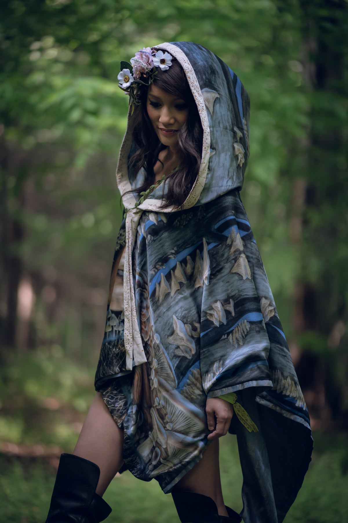 Mycelium Dreaming Cape